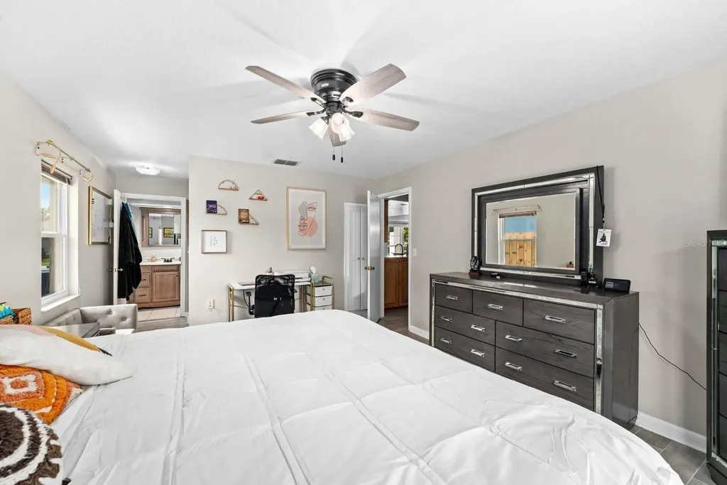 1916 Cloverdale Court Lutz FL 33549