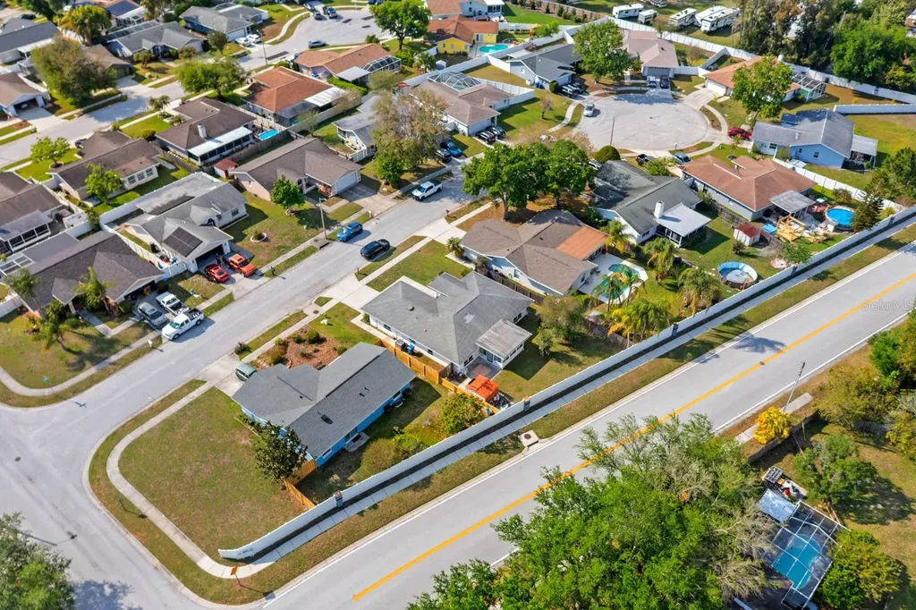 1916 Cloverdale Court Lutz FL 33549