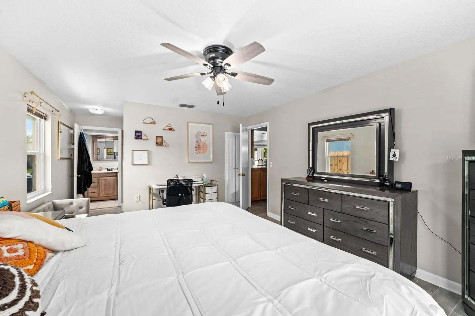 1916 Cloverdale Court Lutz FL 33549