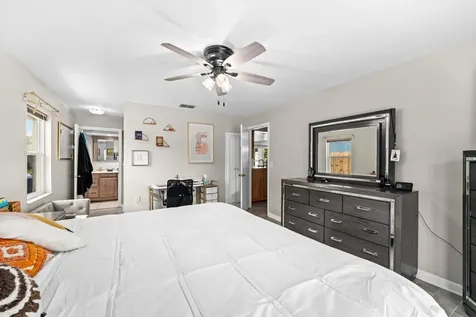 1916 Cloverdale Court Lutz FL 33549