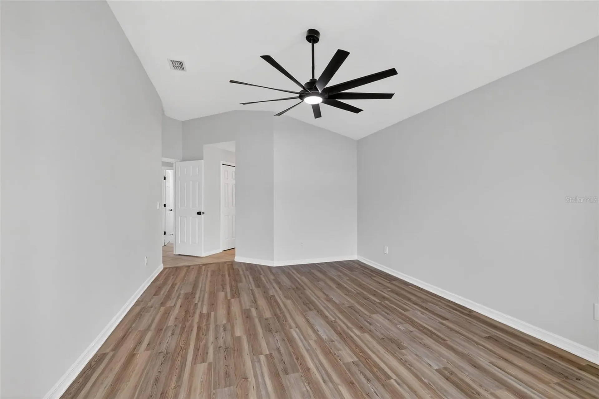 6027 Spring Creek Court Mount Dora FL 32757