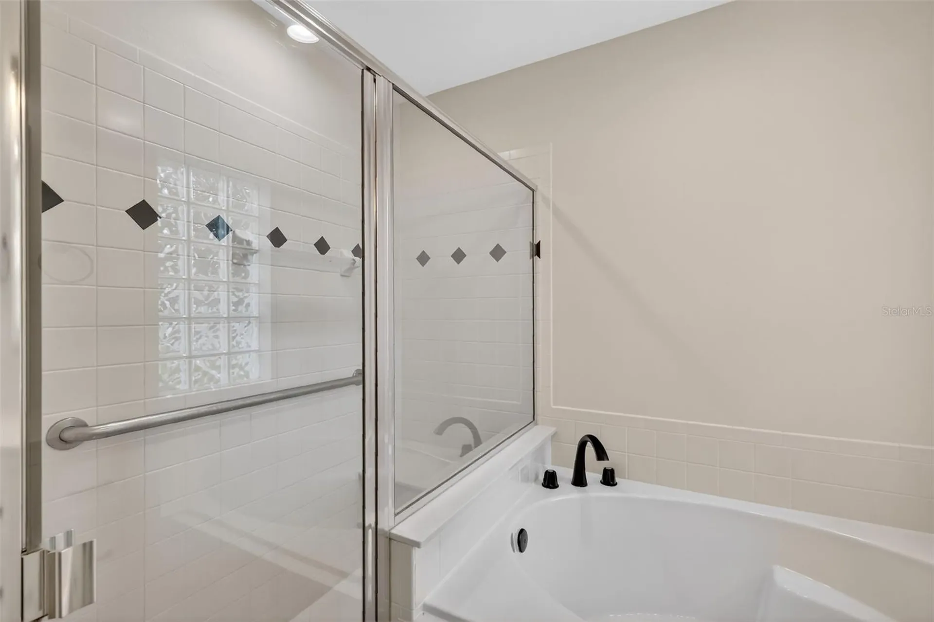 6027 Spring Creek Court Mount Dora FL 32757