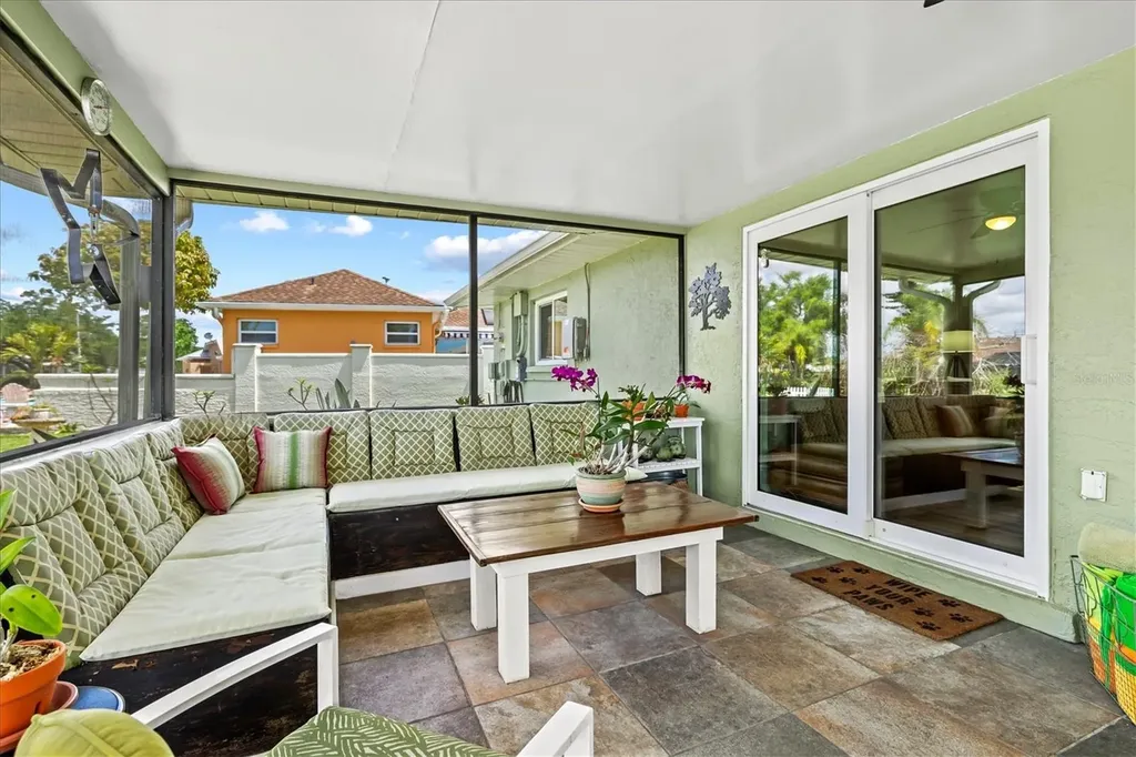 1147 Sleepy Hollow Court Venice FL 34285