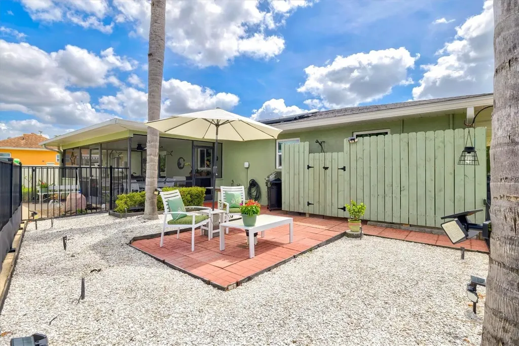 1147 Sleepy Hollow Court Venice FL 34285