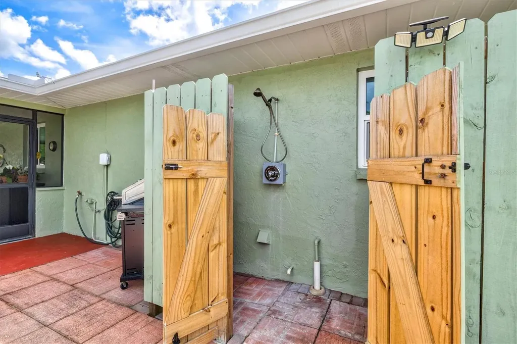 1147 Sleepy Hollow Court Venice FL 34285