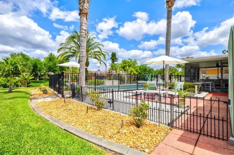 1147 Sleepy Hollow Court Venice FL 34285