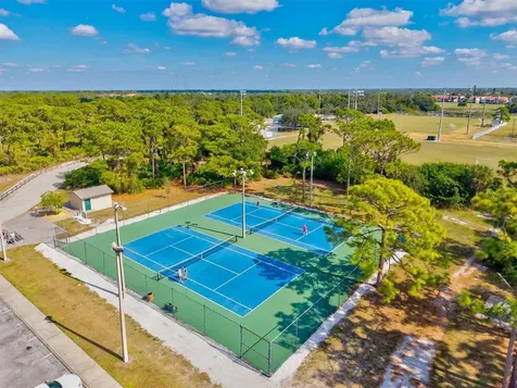 1147 Sleepy Hollow Court Venice FL 34285