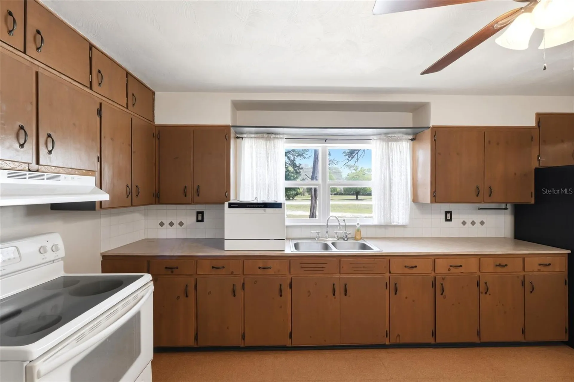 18749 Us Highway 41 Spring Hill FL 34610