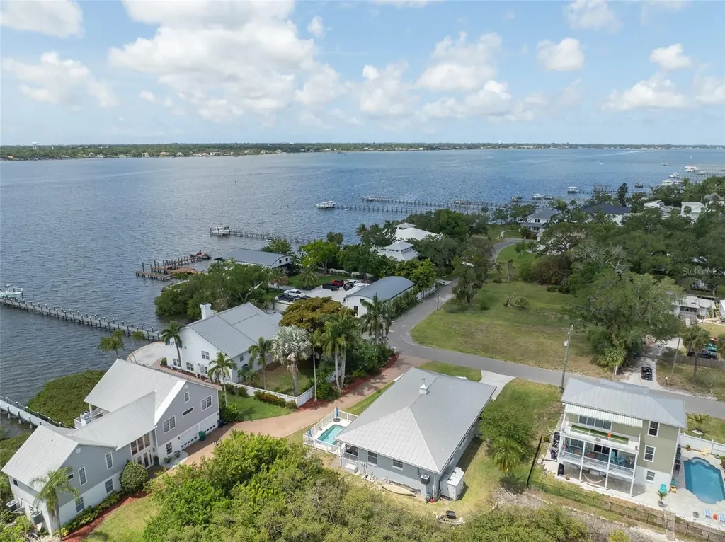 310 13th Avenue W Palmetto FL 34221