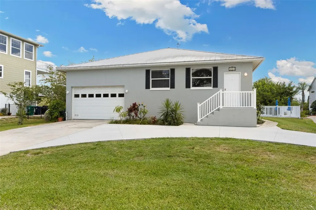 310 13th Avenue W Palmetto FL 34221