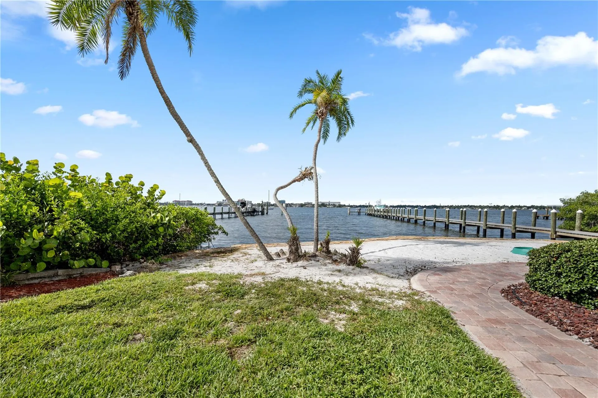 310 13th Avenue W Palmetto FL 34221