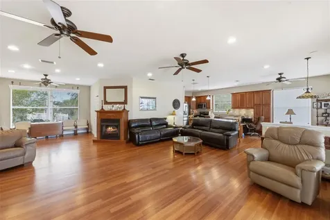 310 13th Avenue W Palmetto FL 34221