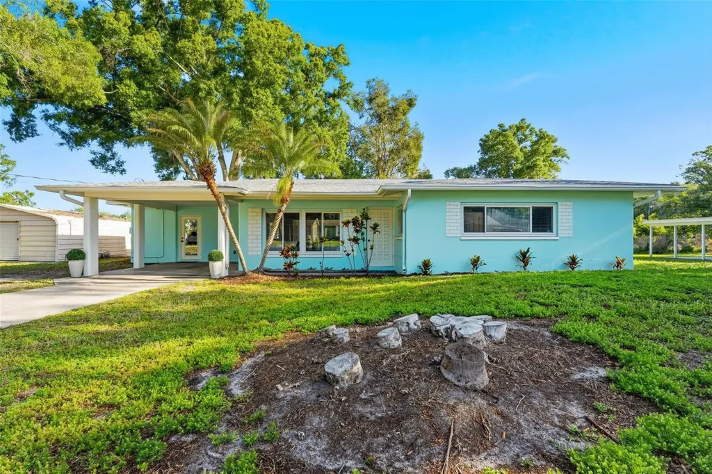 910 Linwood Terrace Lutz FL 33549