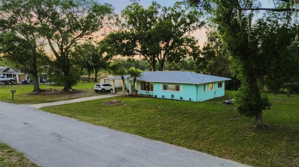 910 Linwood Terrace Lutz FL 33549