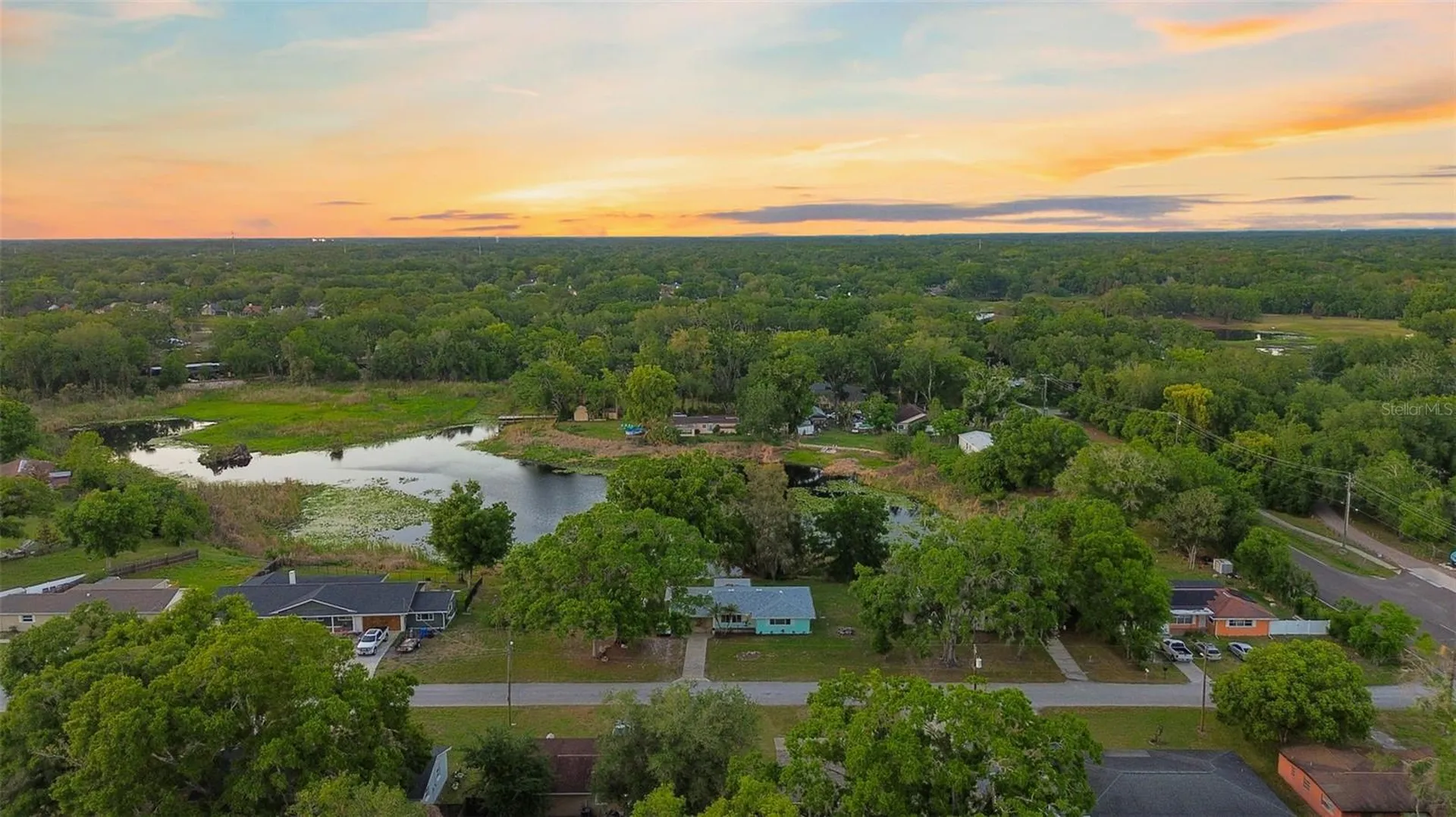910 Linwood Terrace Lutz FL 33549