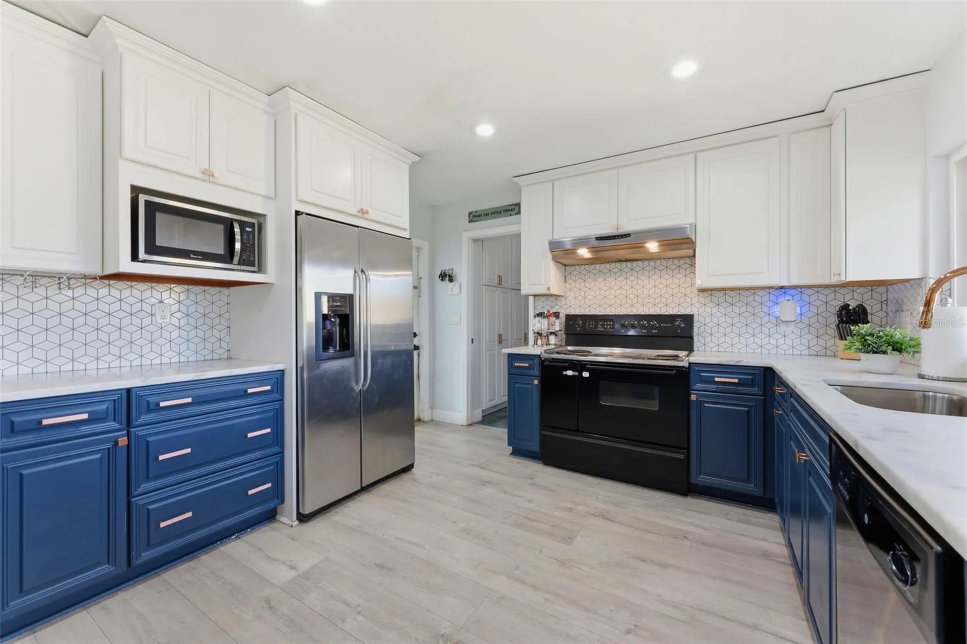 910 Linwood Terrace Lutz FL 33549