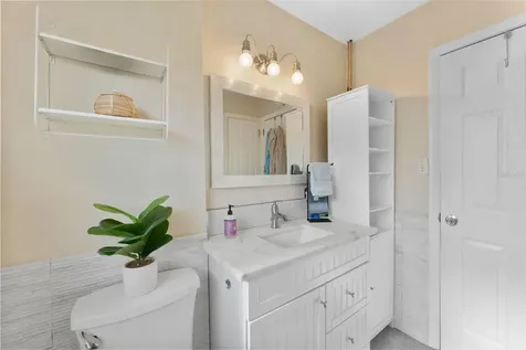 910 Linwood Terrace Lutz FL 33549