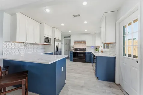 910 Linwood Terrace Lutz FL 33549