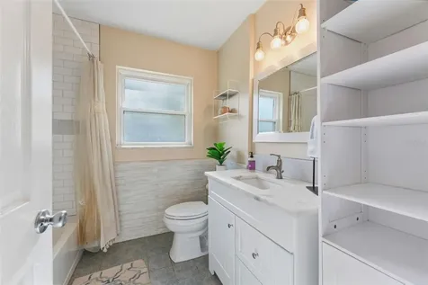910 Linwood Terrace Lutz FL 33549