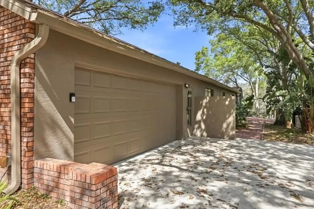 1212 Weybridge Lane Dunedin FL 34698