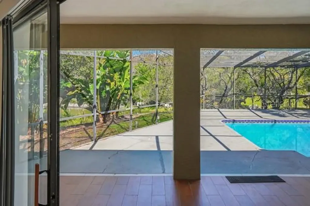 1212 Weybridge Lane Dunedin FL 34698