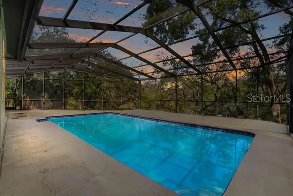 1212 Weybridge Lane Dunedin FL 34698