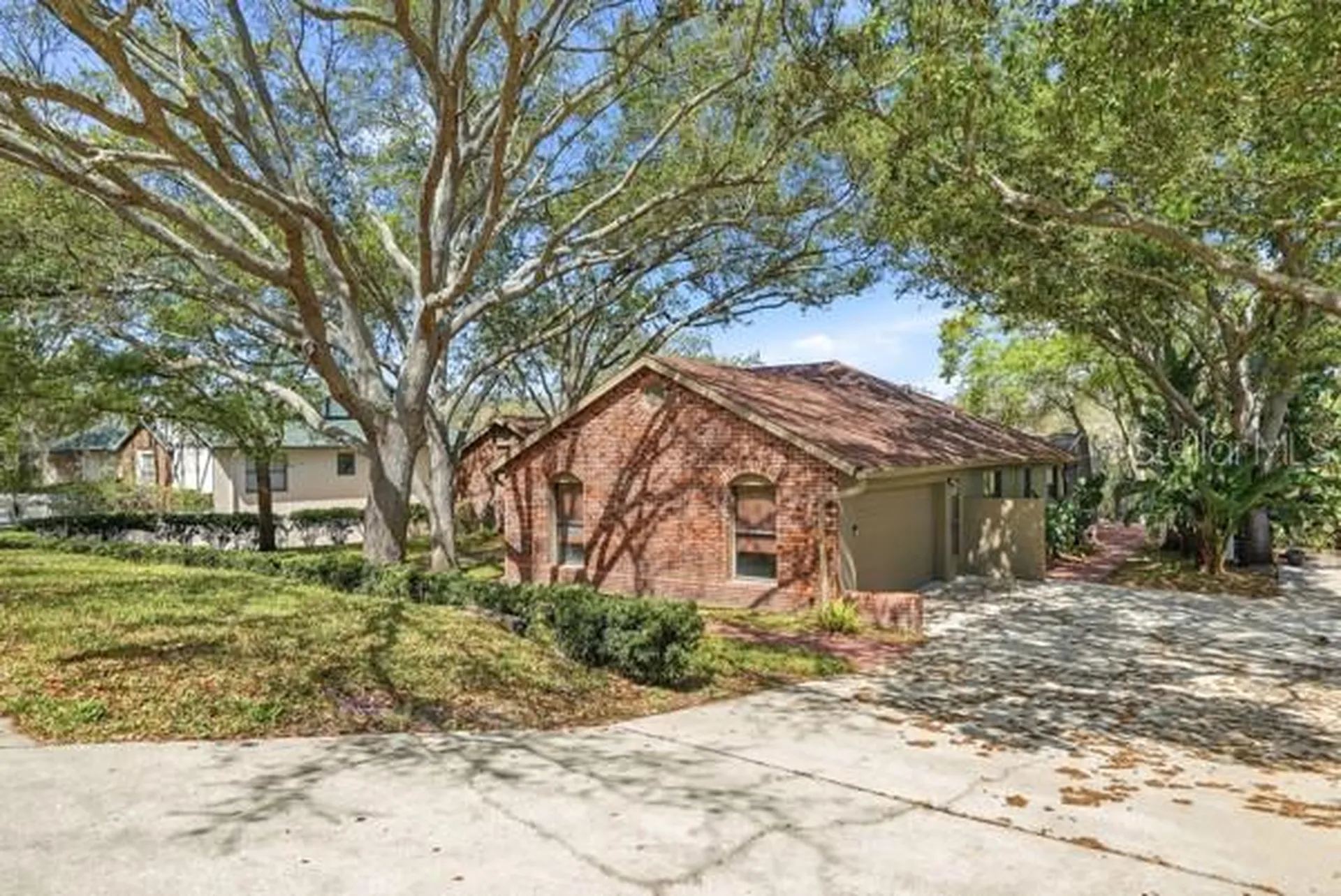 1212 Weybridge Lane Dunedin FL 34698