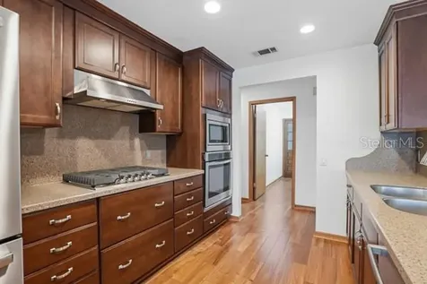 1212 Weybridge Lane Dunedin FL 34698
