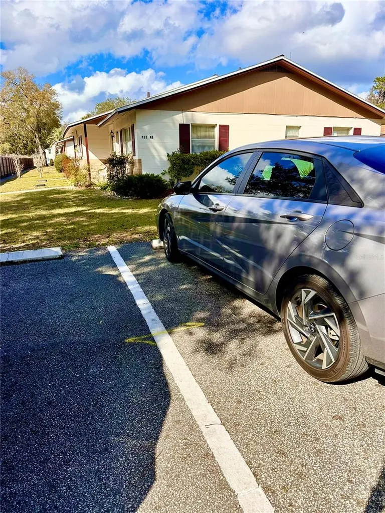 712-A E Arizona Avenue Deland FL 32724