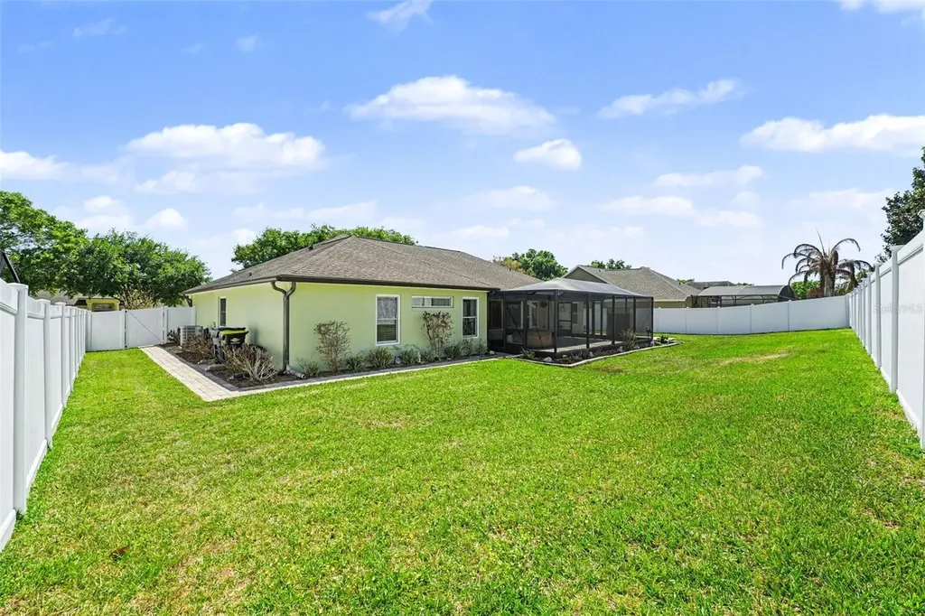 122 Costa Loop Auburndale FL 33823