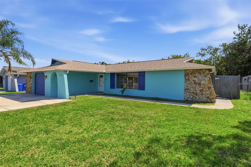 12816 1st Isle Hudson FL 34667