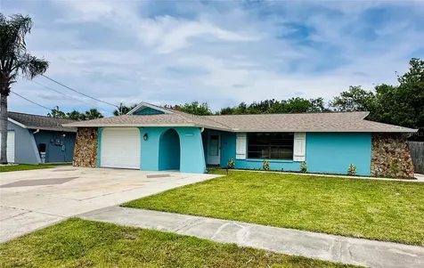 12816 1st Isle Hudson FL 34667