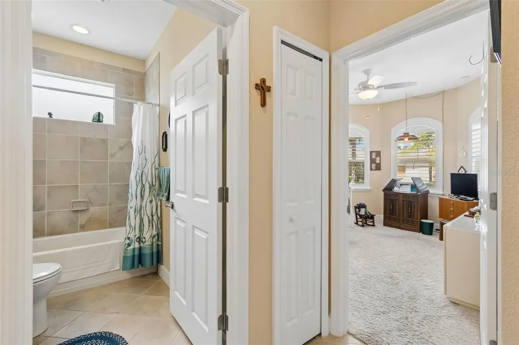 2306 Oakley Green Drive Sun City Center FL 33573