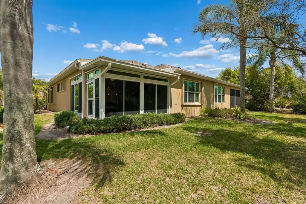 2306 Oakley Green Drive Sun City Center FL 33573
