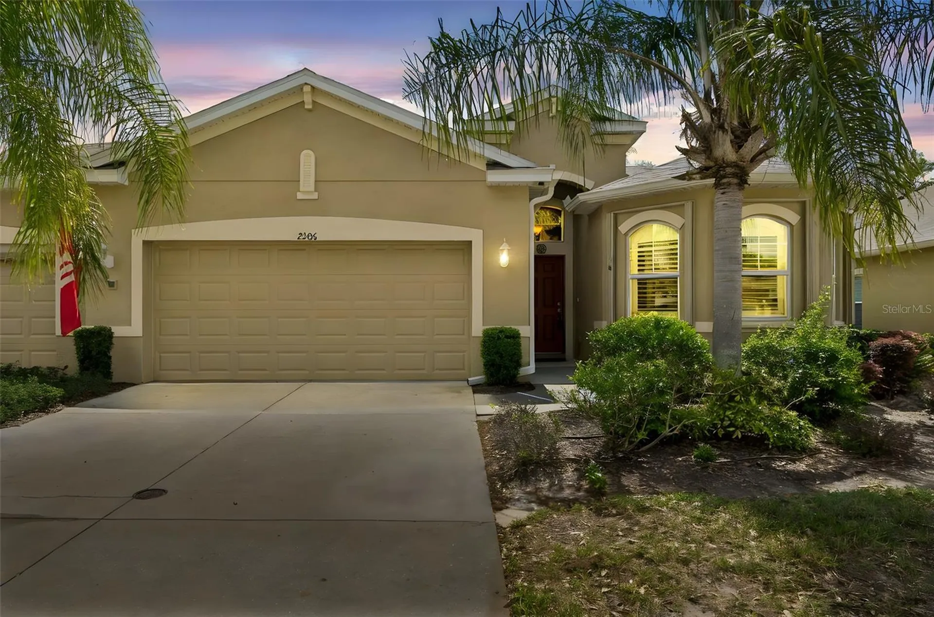 2306 Oakley Green Drive Sun City Center FL 33573