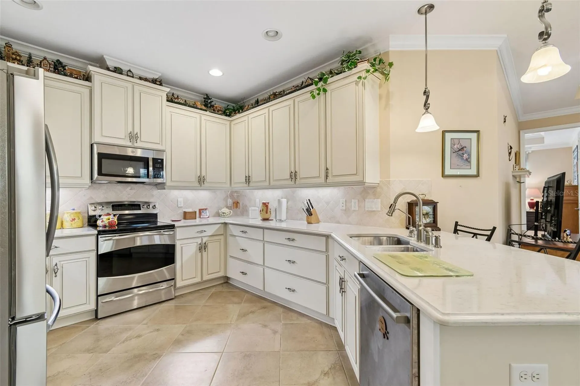 2306 Oakley Green Drive Sun City Center FL 33573
