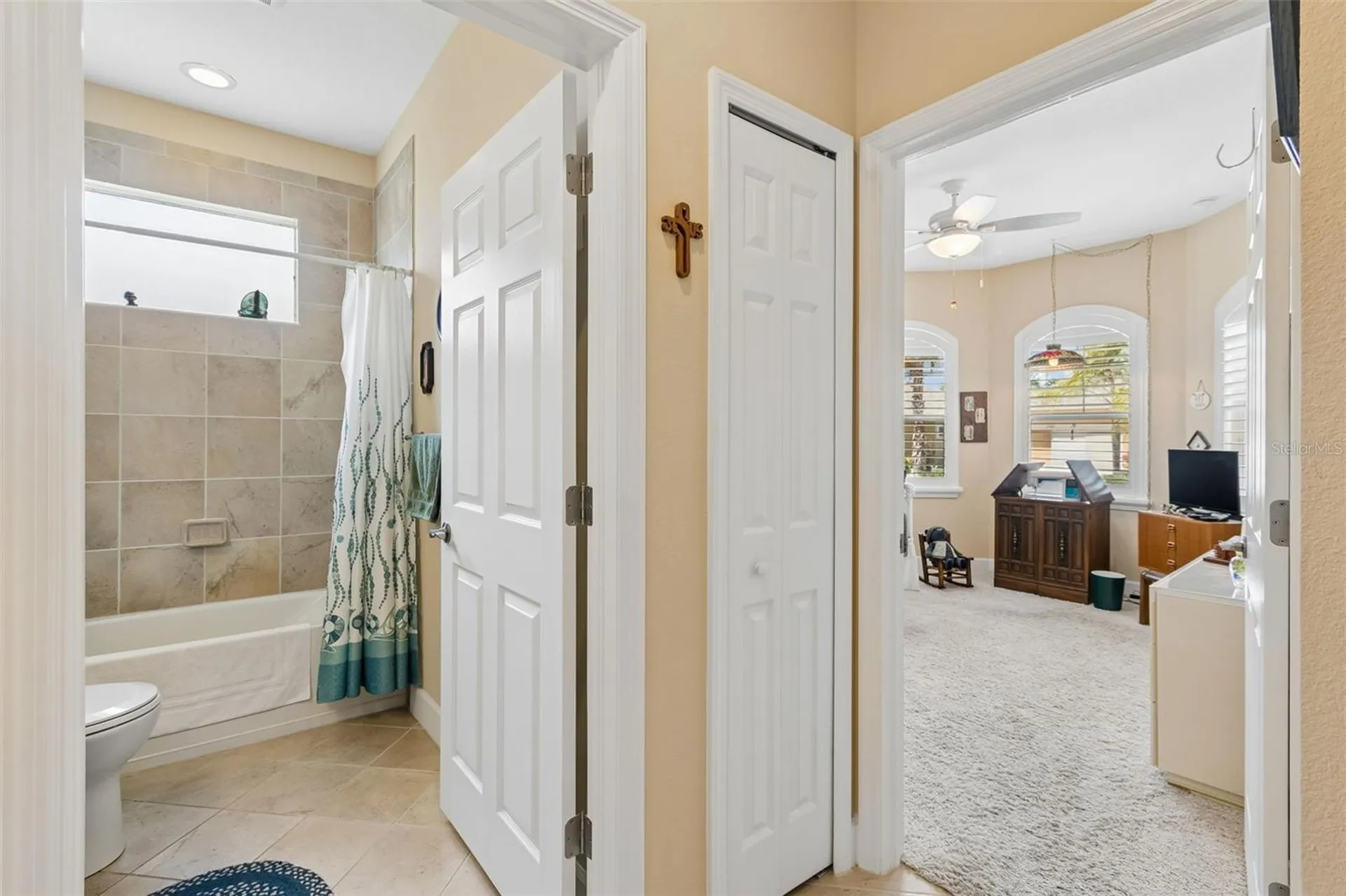 2306 Oakley Green Drive Sun City Center FL 33573