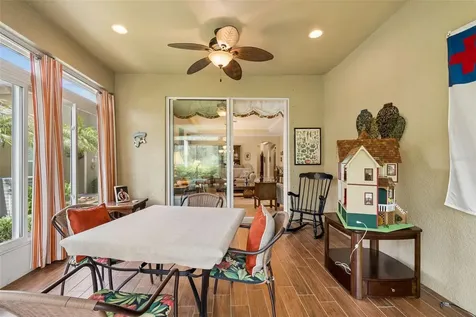 2306 Oakley Green Drive Sun City Center FL 33573