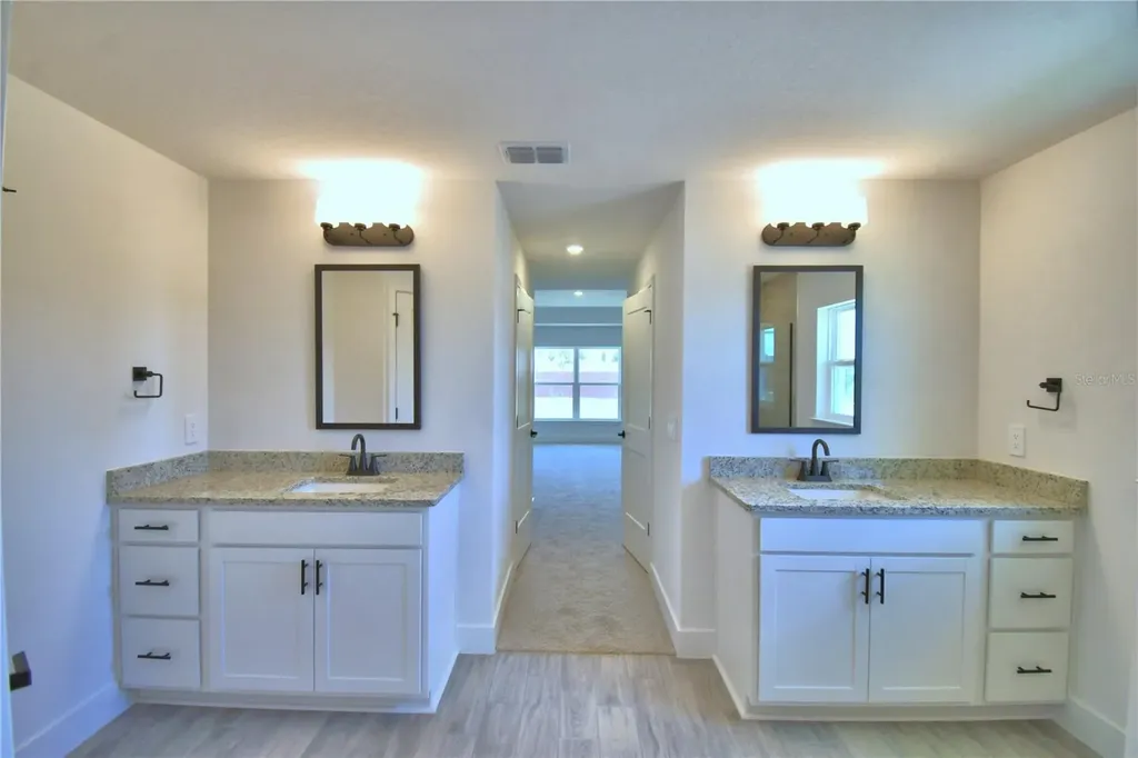 5250 Tennessee Ridge Court Auburndale FL 33823