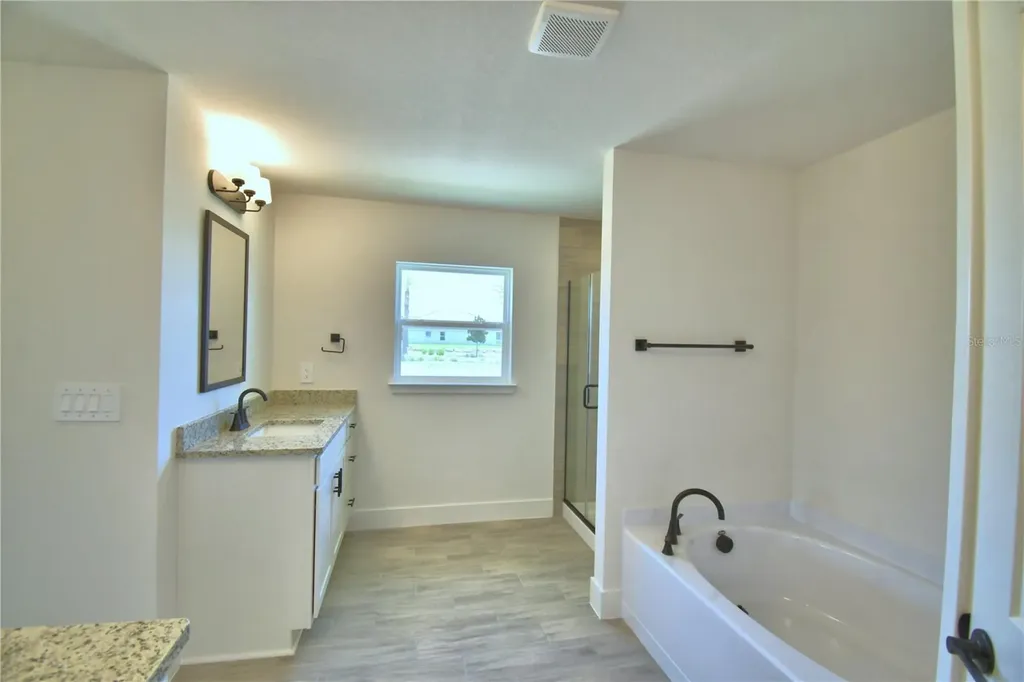 5250 Tennessee Ridge Court Auburndale FL 33823