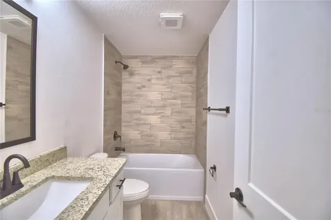 5250 Tennessee Ridge Court Auburndale FL 33823