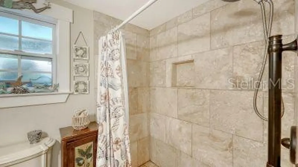 3793 Gocio Road Sarasota FL 34235