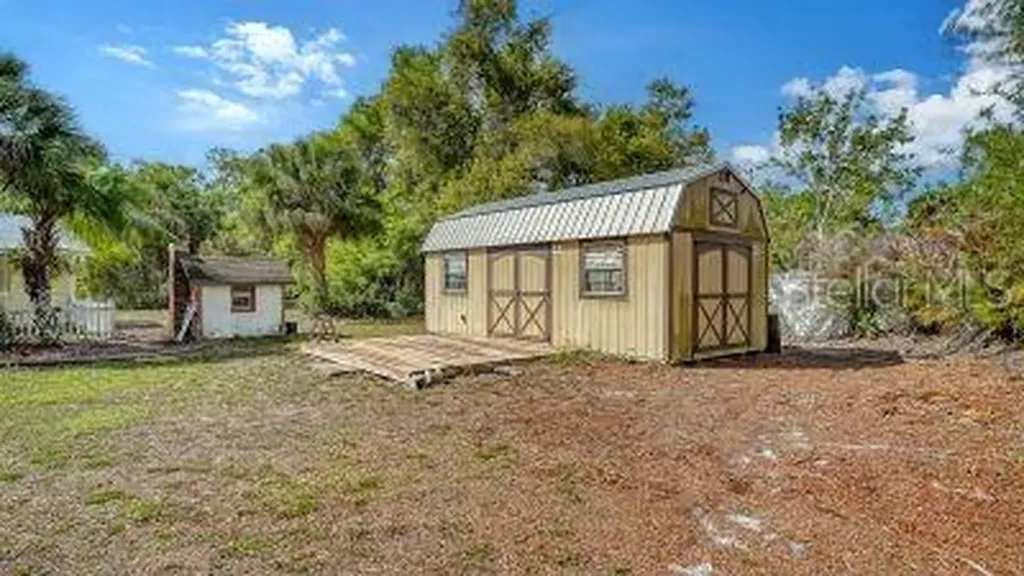3793 Gocio Road Sarasota FL 34235