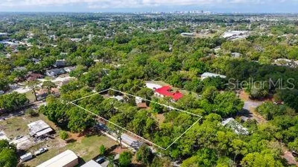 3793 Gocio Road Sarasota FL 34235