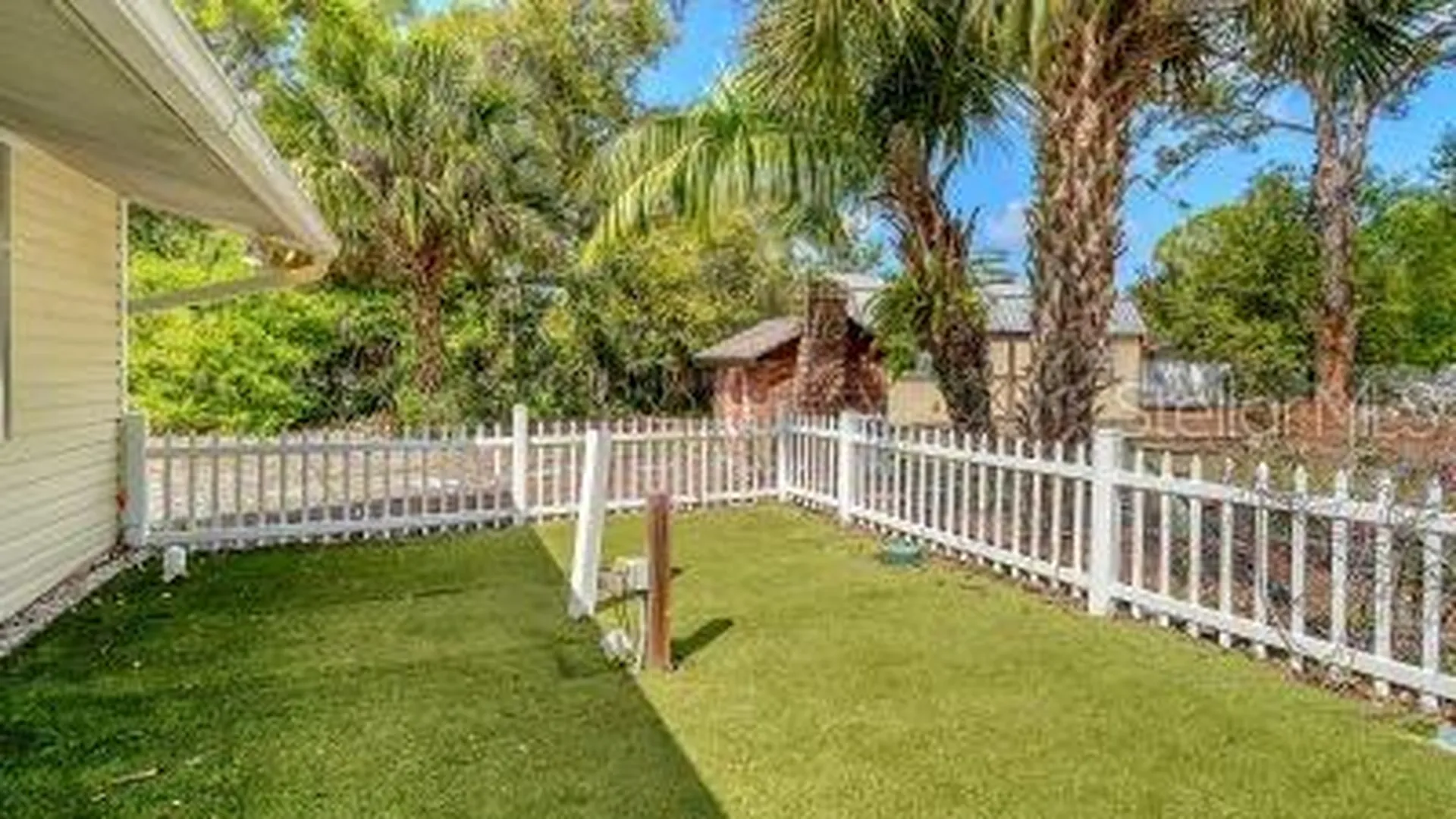 3793 Gocio Road Sarasota FL 34235