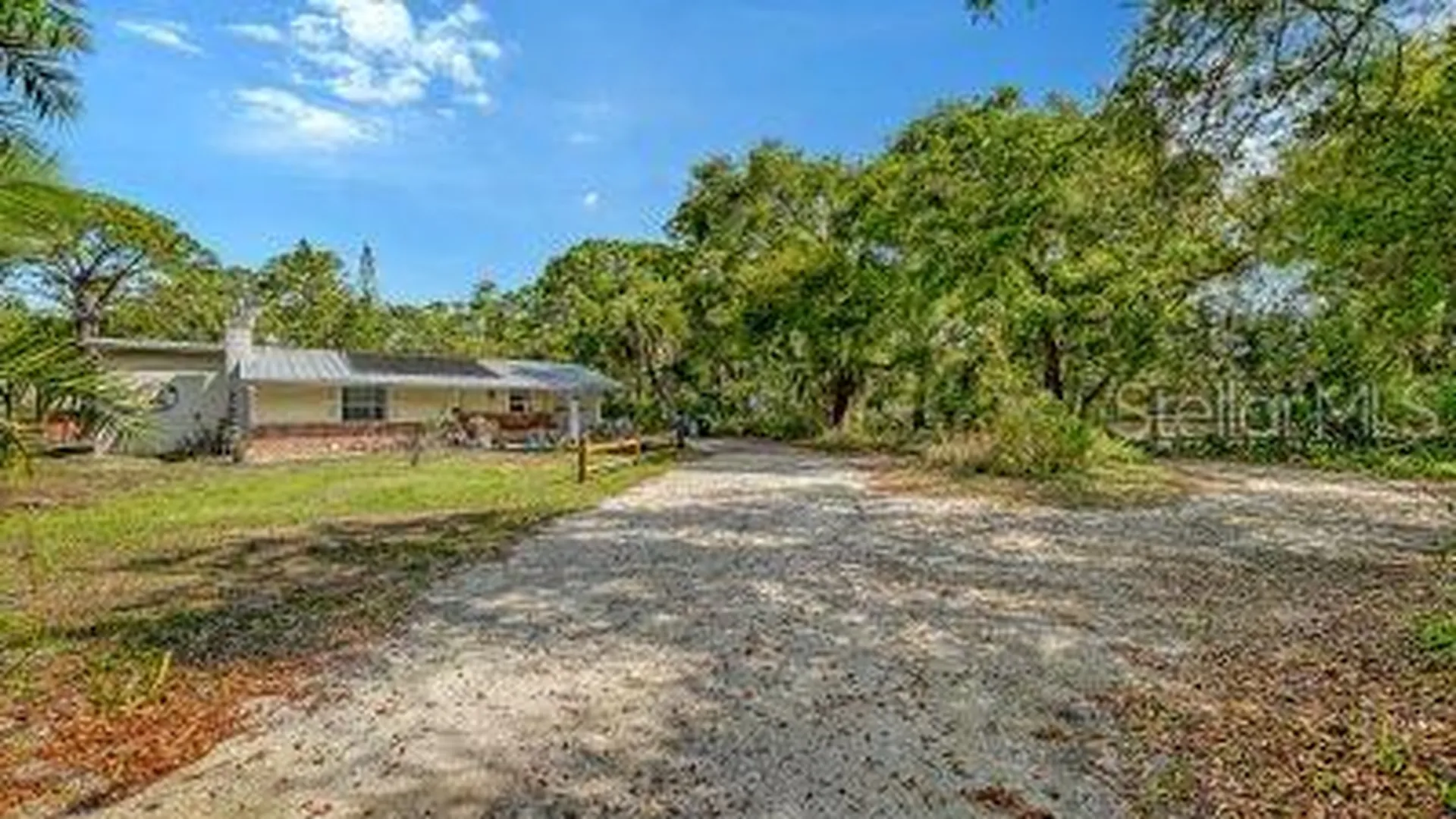 3793 Gocio Road Sarasota FL 34235
