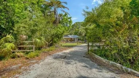3793 Gocio Road Sarasota FL 34235
