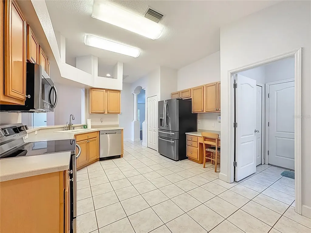 9830 White Barn Way Riverview FL 33569