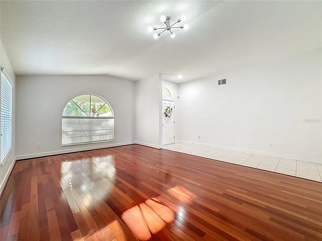 9830 White Barn Way Riverview FL 33569