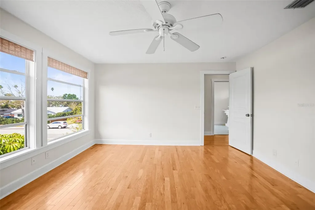 1777 Bayshore Boulevard Dunedin FL 34698